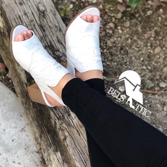 Vegan Tribal/ Boho Leather Peep Toe Booties - Picture 3 of 7